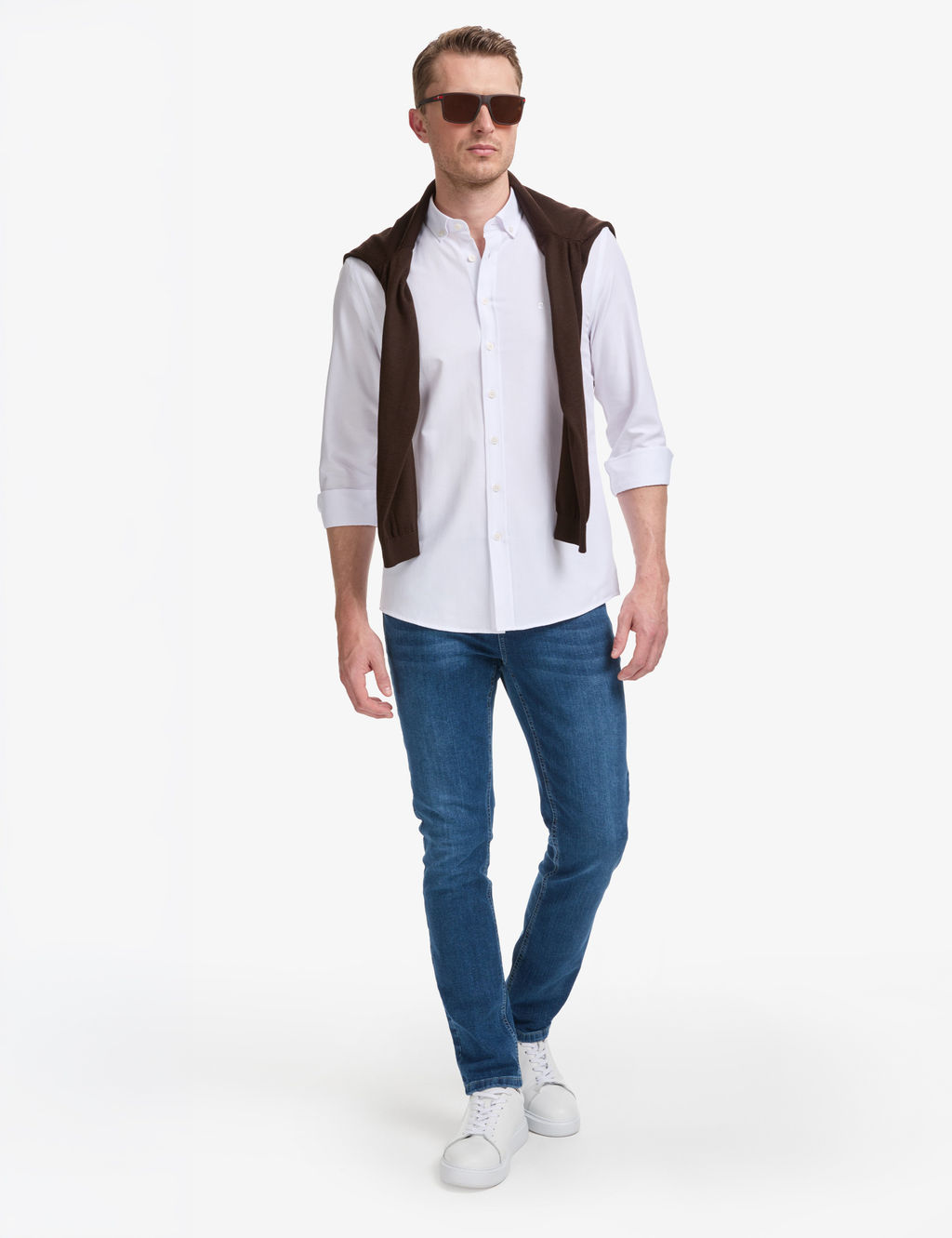 Beyaz Oxford Slim Fit Kolay _t_lenebilir G_mlek