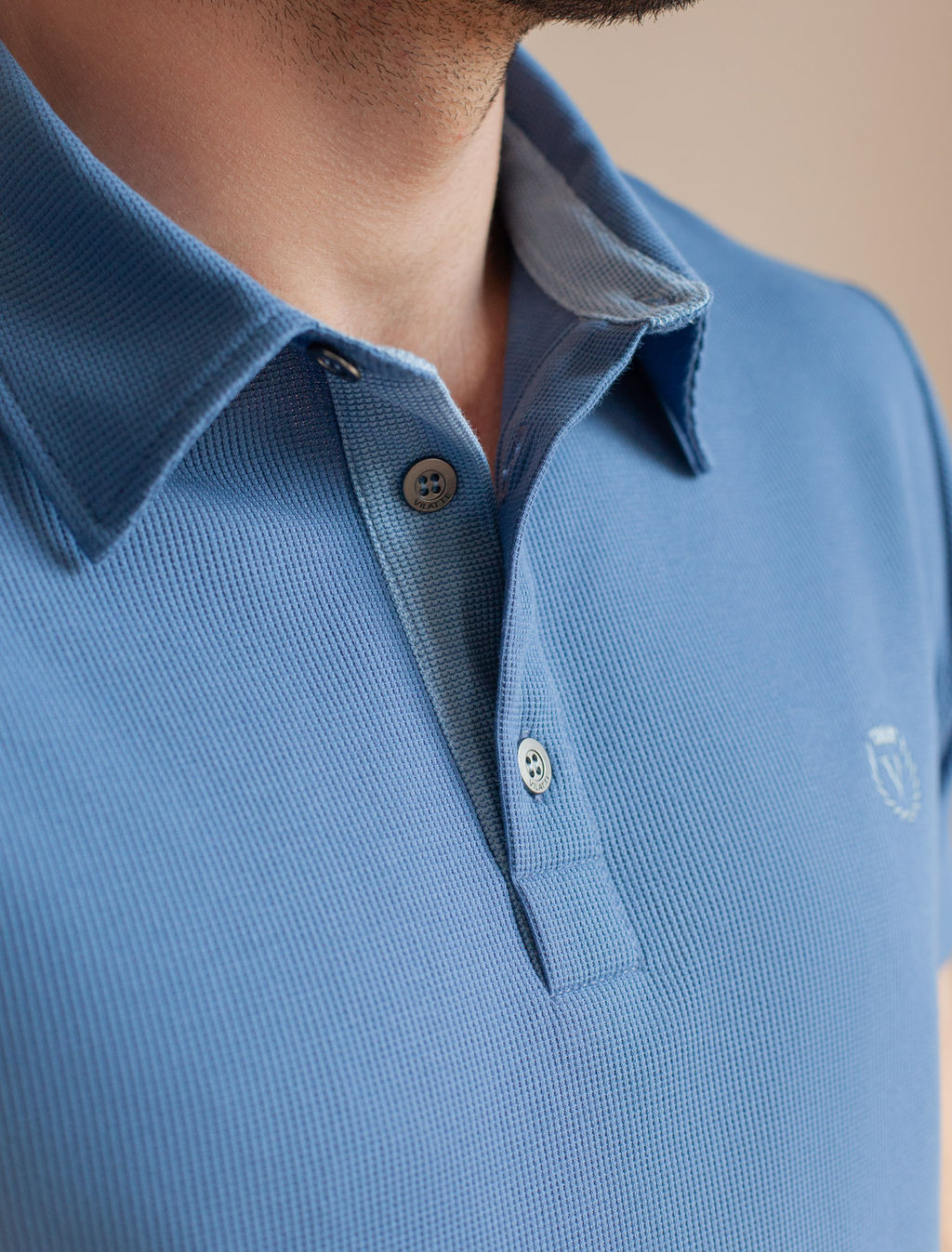 Футболка-поло из фактурного трикотажа - Vilatte фото 2