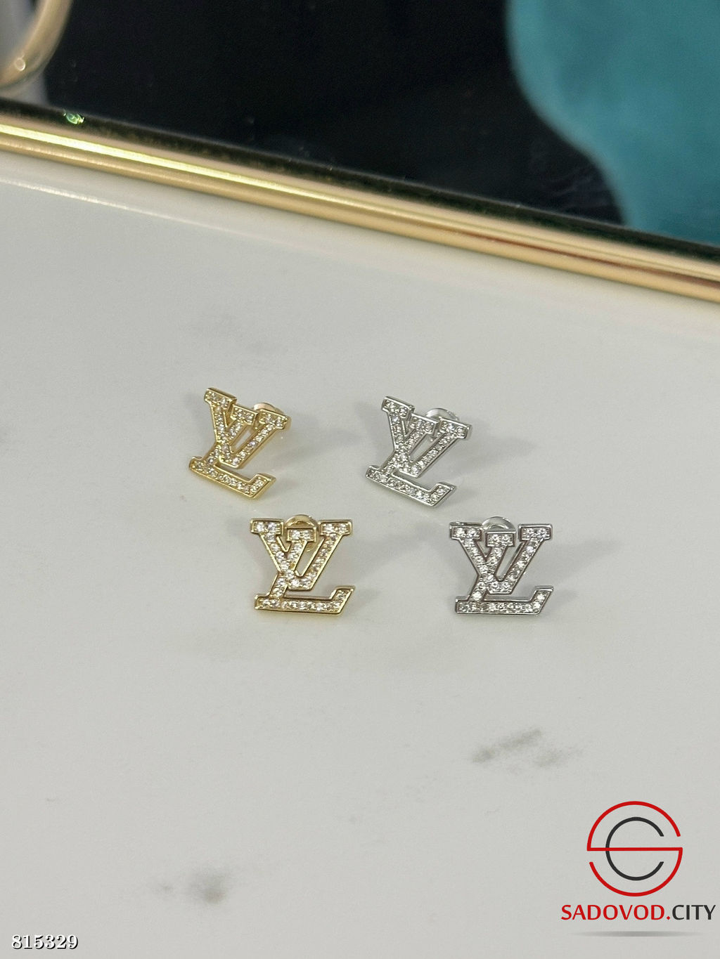 Серьги с камнями из медицинской стали