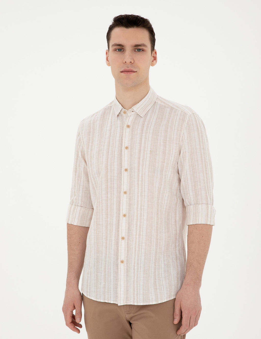 Рубашка Regular Fit коричневая льняная смесь