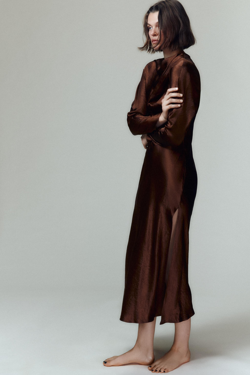 CRUMPLED PLEATED MIDI DRESS