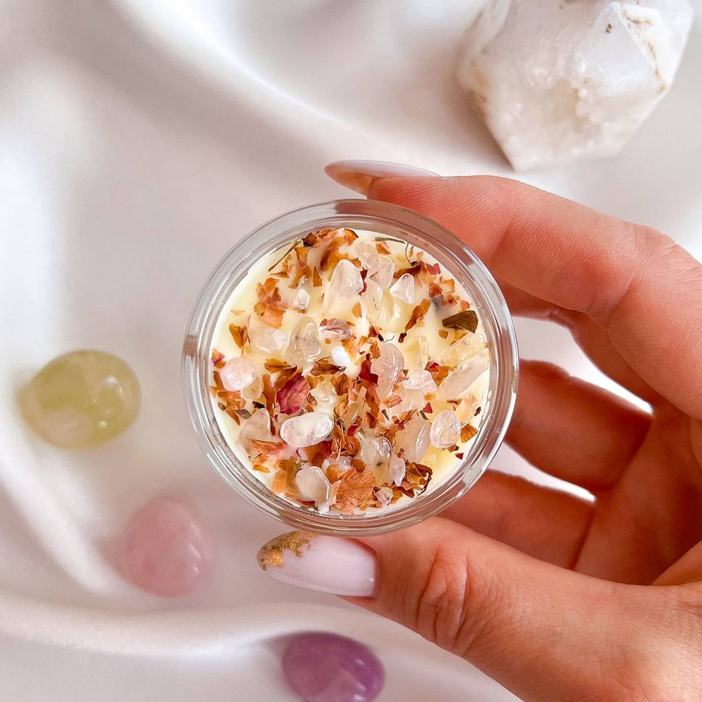 Свеча Love Elixir "Любовь" Розовый кварц, Роза (привлечение любви)