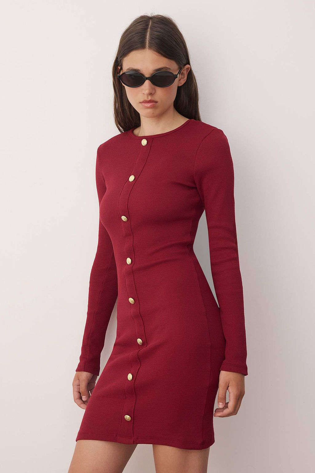 Siyah Duz Bisiklet Yaka Dugmeli Bodyone/Vucuda Oturan Fitilli Esnek Mini Orme Elbise TWOAW26EL00038 - Trendyolmilla фото 5