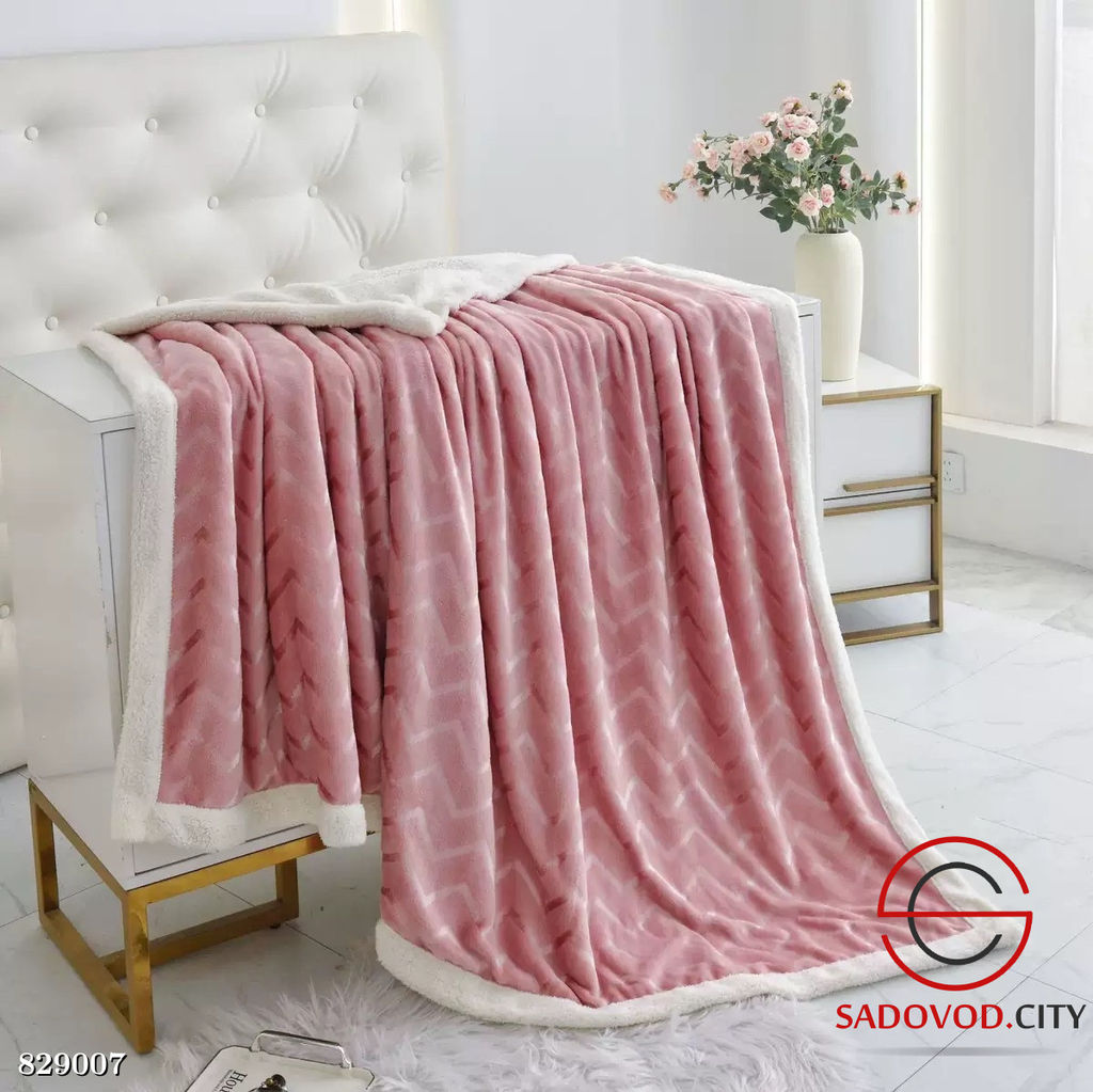 Плед из велсофта в подарочной упаковке