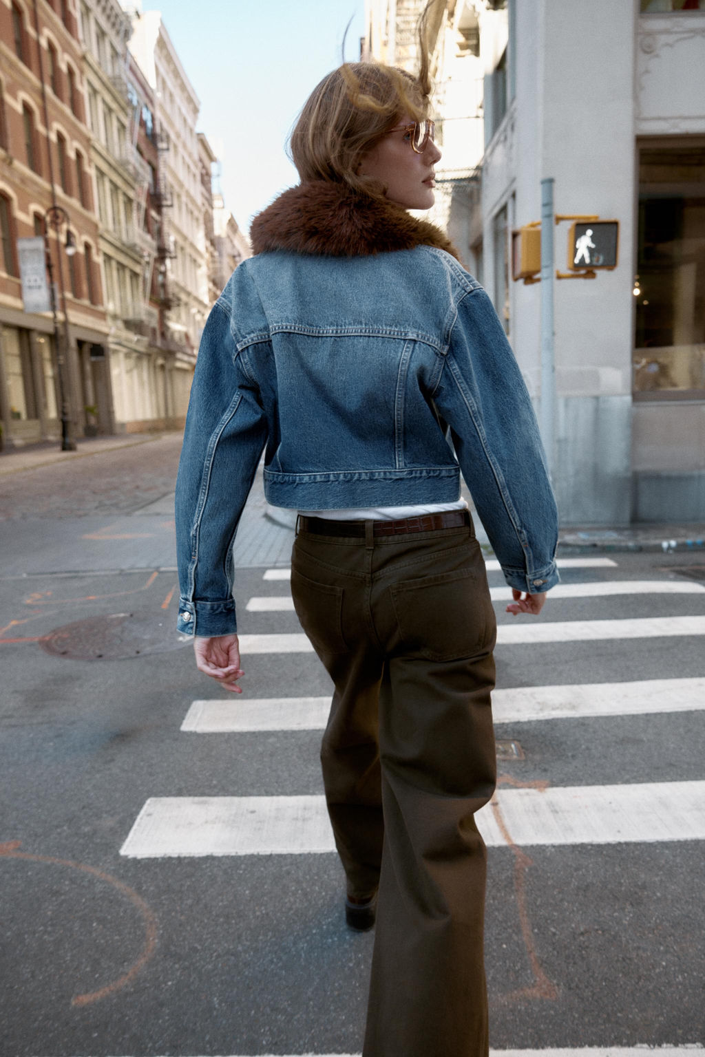 Z1975 FAUX FUR COLLAR SHORT DENIM JACKET - Zara фото 6