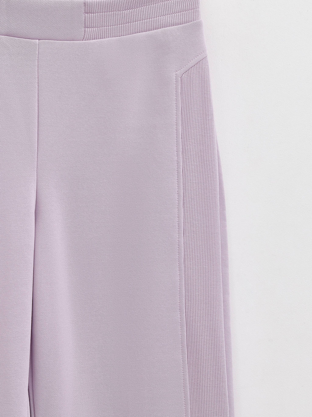 CONTE Брюки из футера с фактурными вставками по бокам LBK 2583 lavender - Conte elegant фото 7