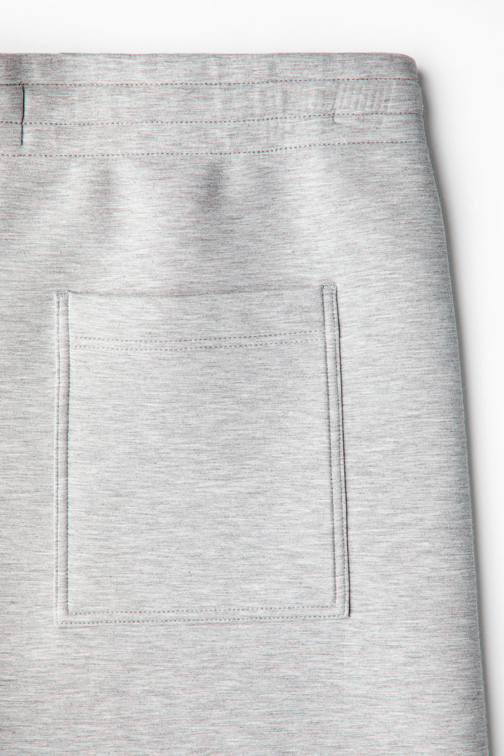 Pantal?n corto efecto neopreno Relaxed Fit - H&m фото 9