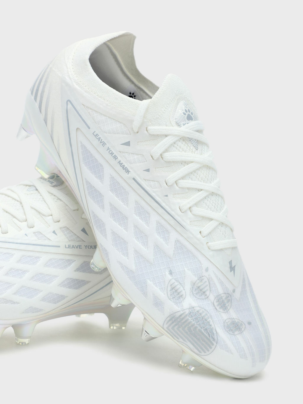 Бутсы KELME Mens Soccer Shoes (SG) White