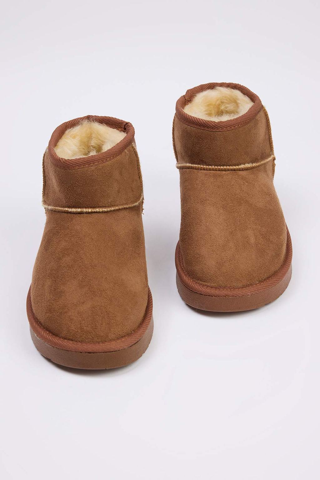 Taba Ici Kurklu Yuvarlak Burun Duz Flatform Topuklu Kad?n Bot TAKAW26BO00001