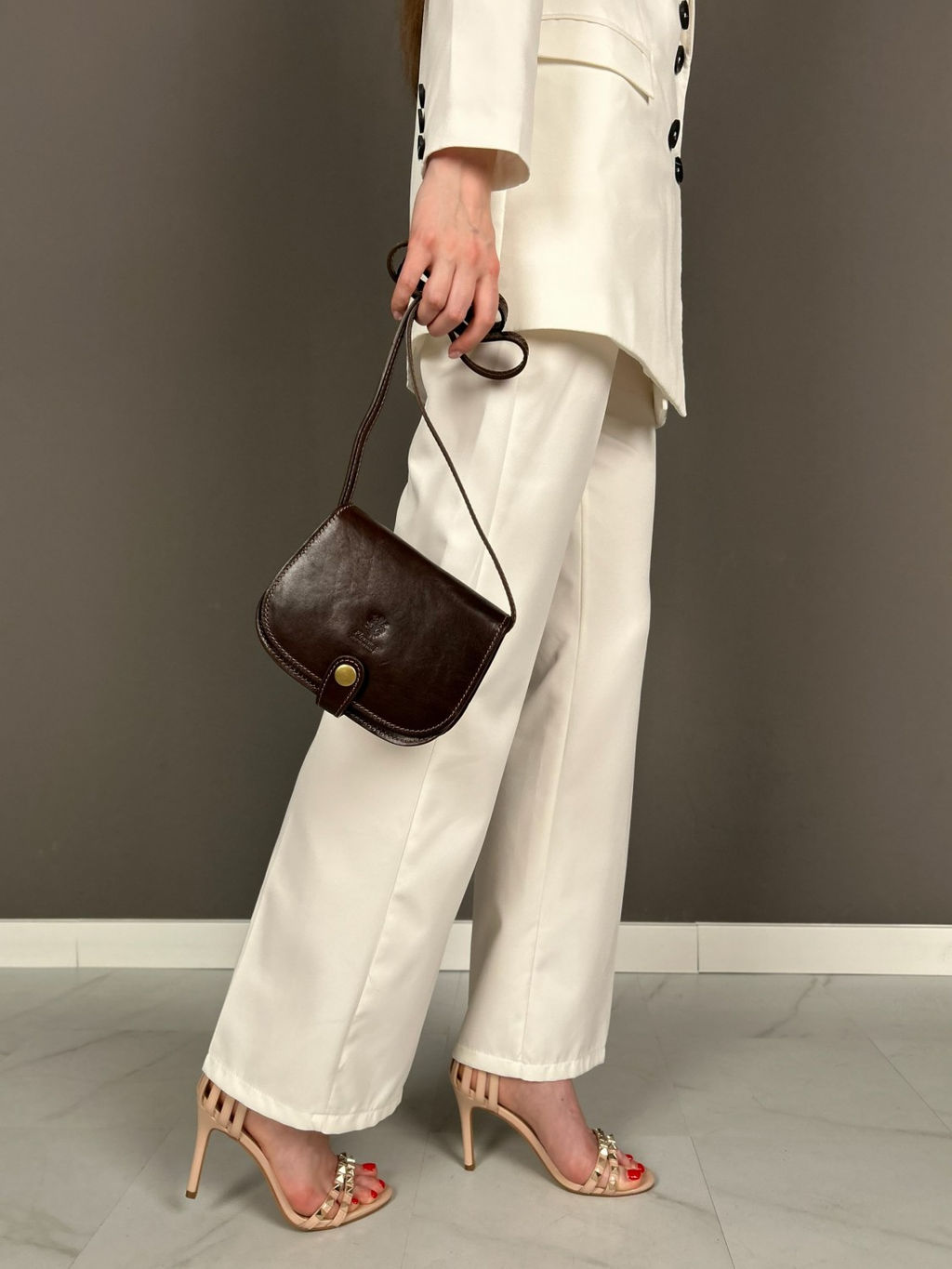 Сумочка женская из телячьей кожи