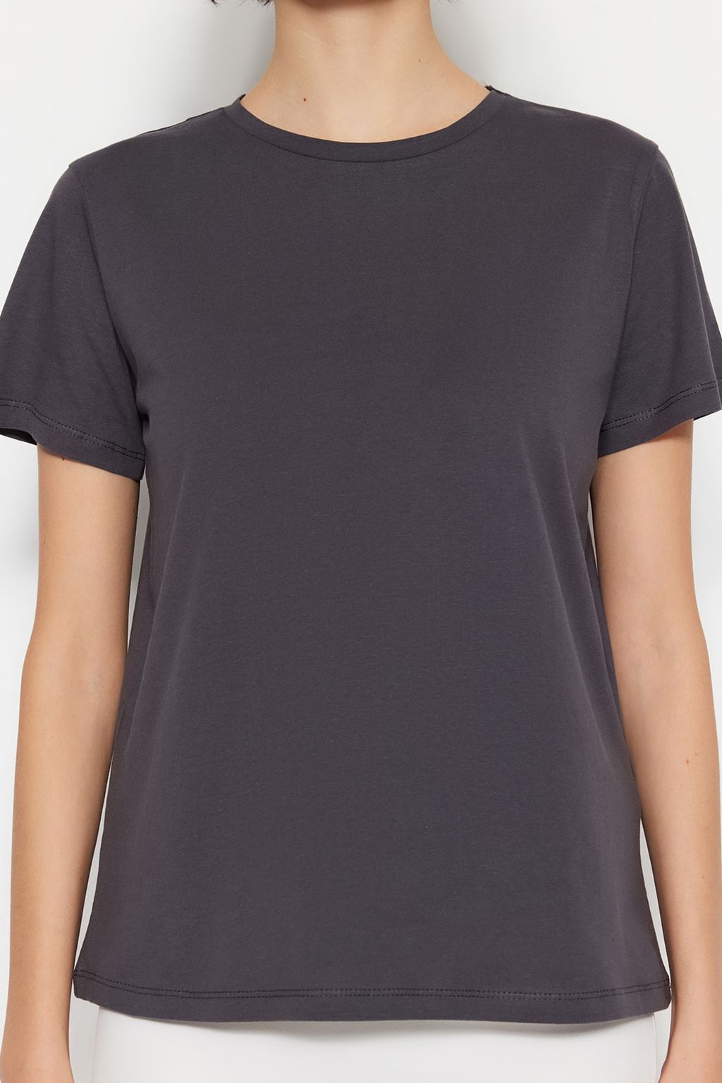 TRENDYOLMILLA Cok Renkli %100 Pamuk Suprem Bisiklet Yaka 2li Paket Orme T-Shirt TWOSS20TS0141 фото 40