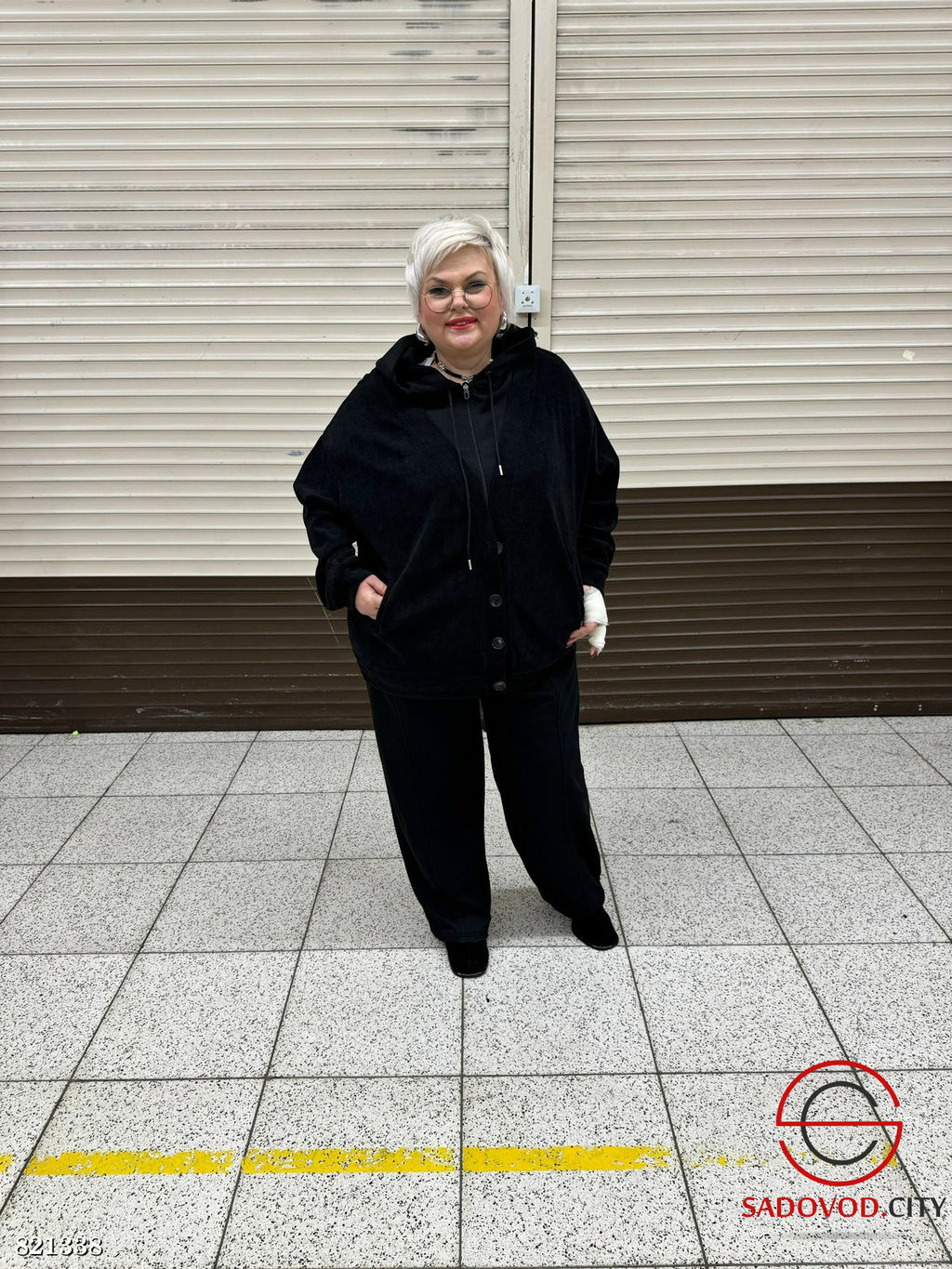 Костюм женский из микровельвета - Bruno фото 2