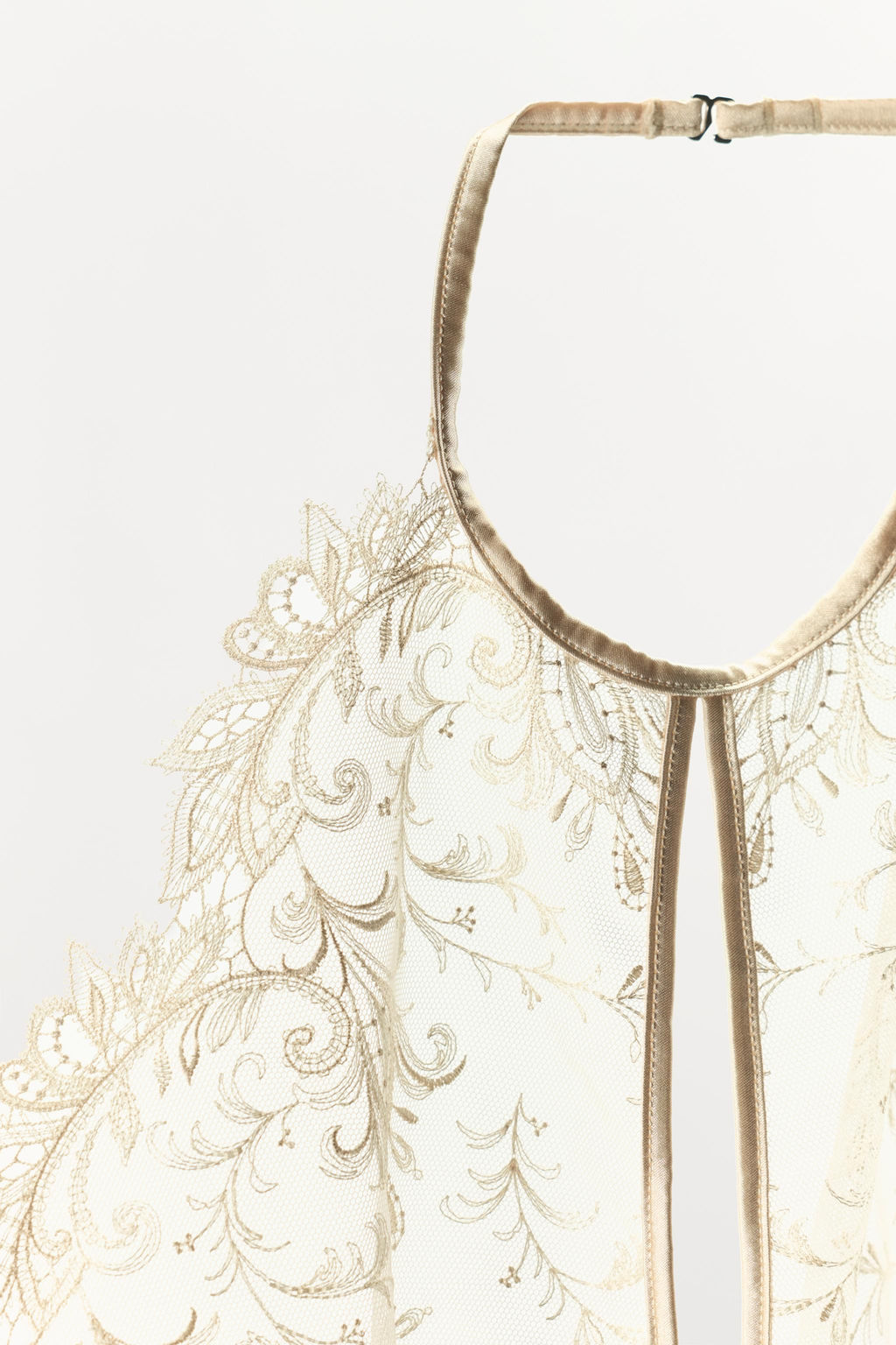 SUJETADOR HALTER ENCAJE / Crudo / Beige - Zara фото 9
