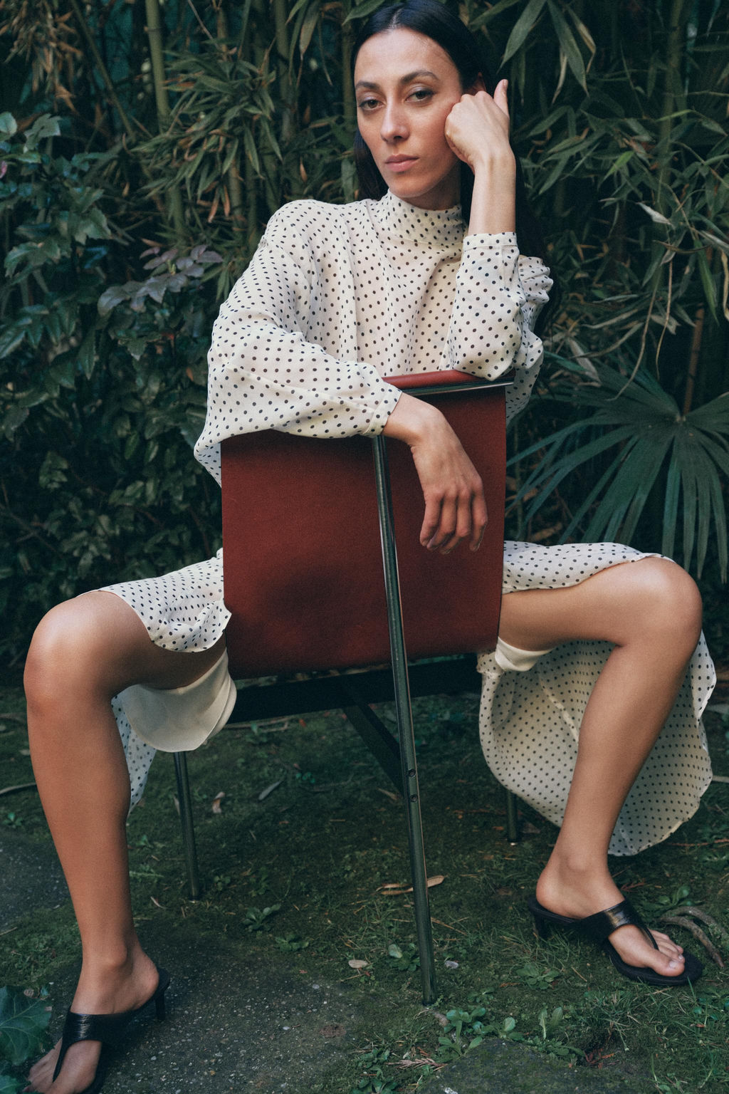 BLUSA LUNARES ZW COLLECTION / Blanco / Negro - Zara фото 6