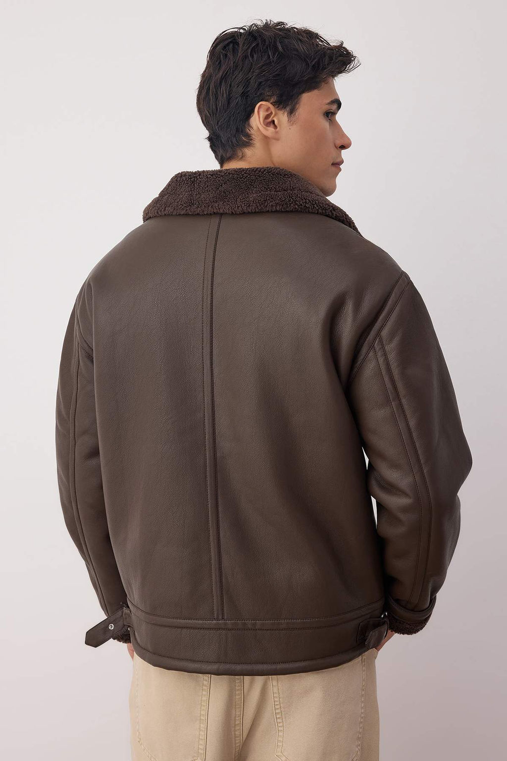 Siyah Regular Fit Suni Deri %100 PU Ici Polarl? Kal?n K?sl?k Erkek Mont TMNAW26MO00005 - Trendyolmilla фото 11