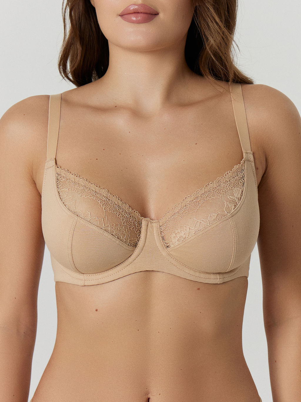 Бюстгальтер женский бежевый