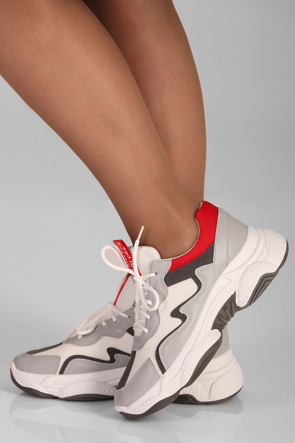 Кроссовки женские серо-белые