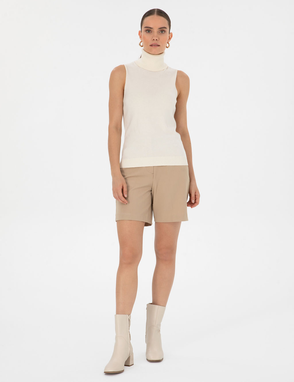 Ekru Slim Fit Bal_k__ Yaka Kazak