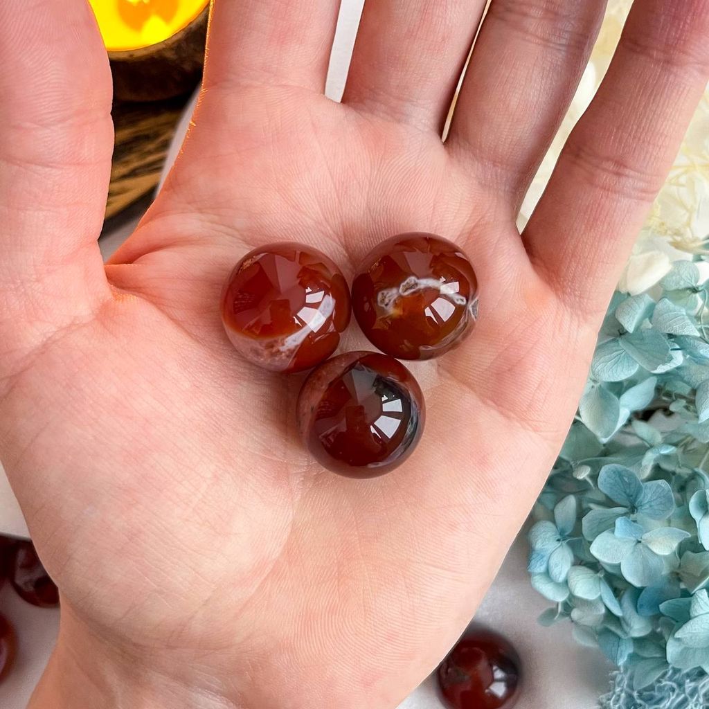 Шар из Агата