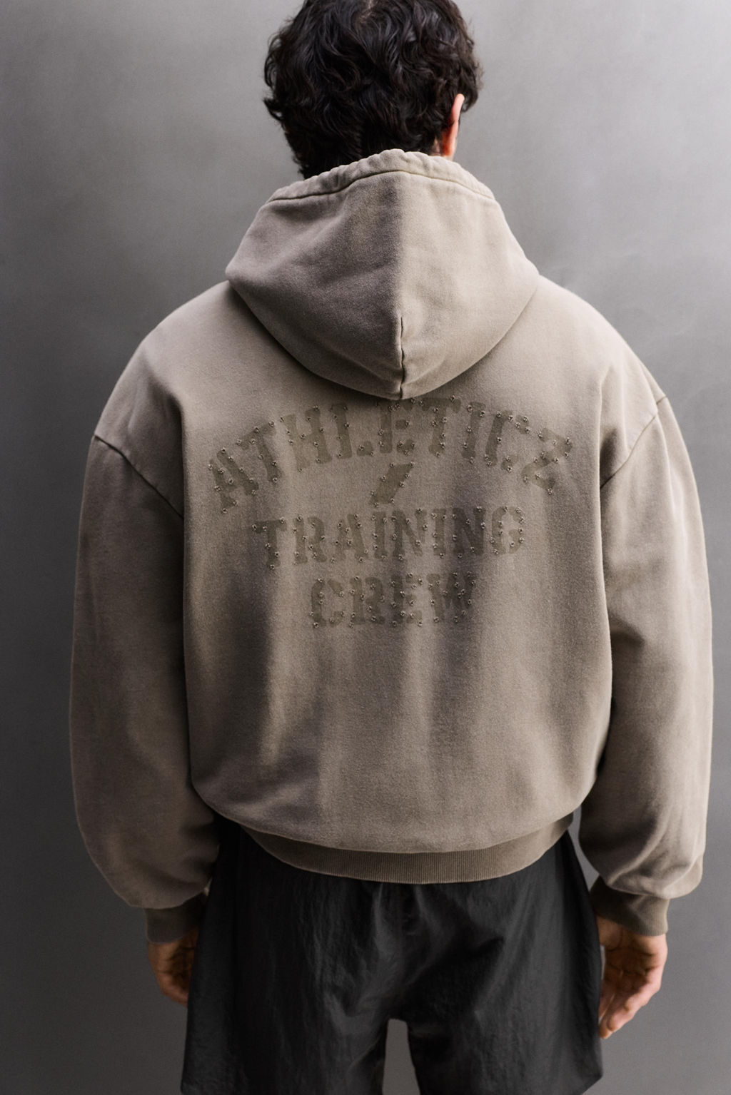SUDADERA LAVADA RELAXED FIT TRAINING / Marr?n claro - Zara фото 10