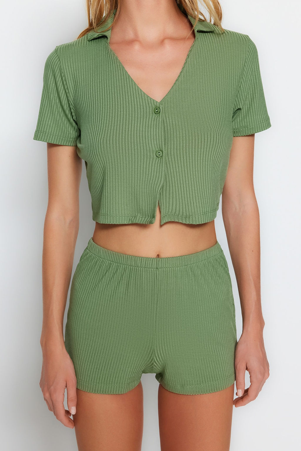 Trendyolmilla Lila Fitilli Crop Sortlu Orme Pijama Tak?m? THMSS22PT0308