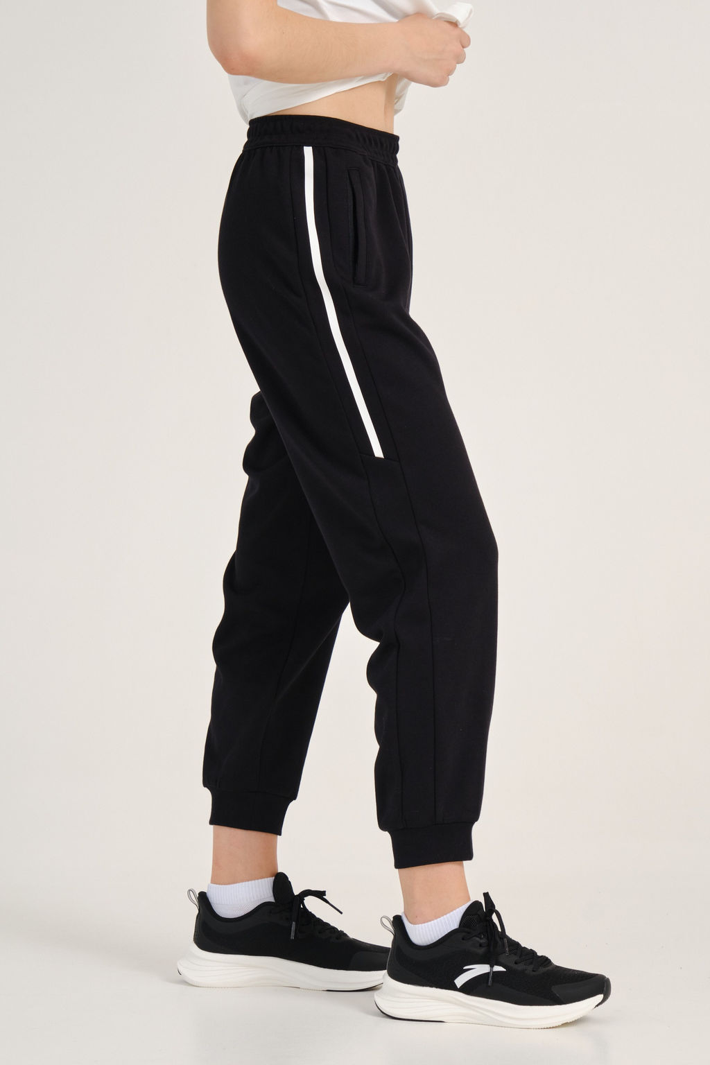 Брюки трикотажные 7/8 Черный - Anta фото 6