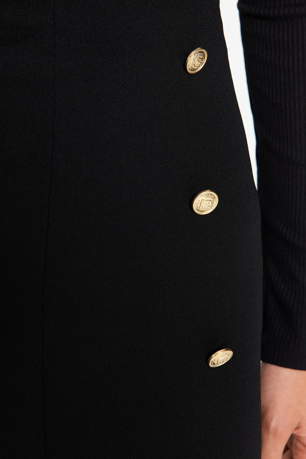 TRENDYOLMILLA Siyah Smart Scuba Krep Dugmeli Midi Y?rtmacl? Esnek Orme Etek TWOAW24ET00161 фото 5