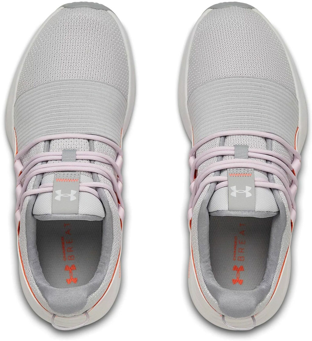 Кроссовки женские