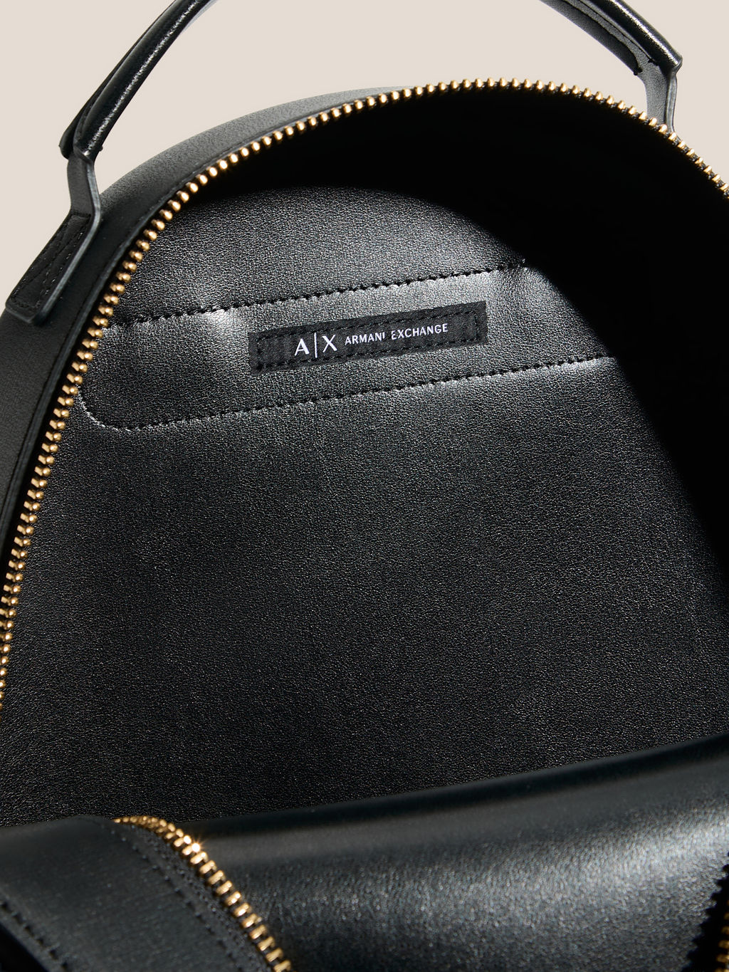 Женский рюкзак ARMANI EXCHANGE SUSIE
