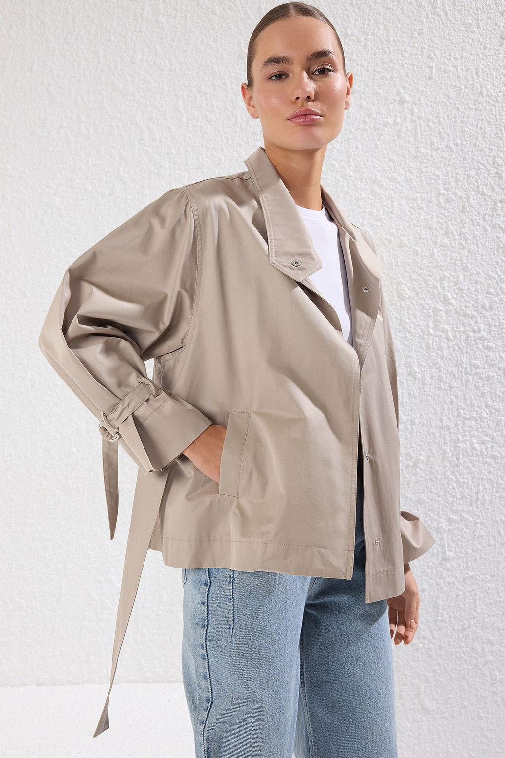 Ac?k Haki Dikis Detayl? Oversize K?sa Trenckot TWOSS25TR00016