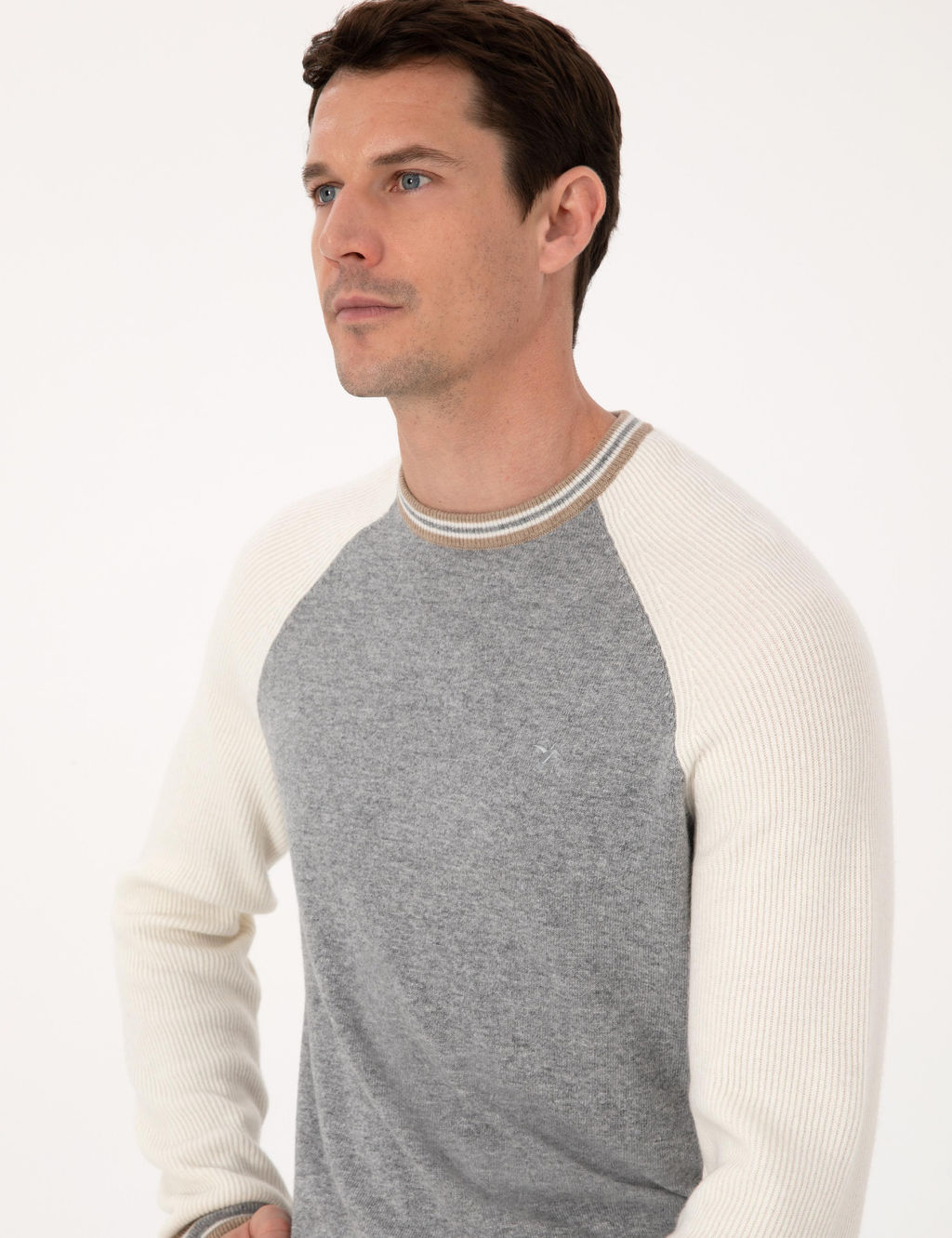 A__k Gri Slim Fit Kazak