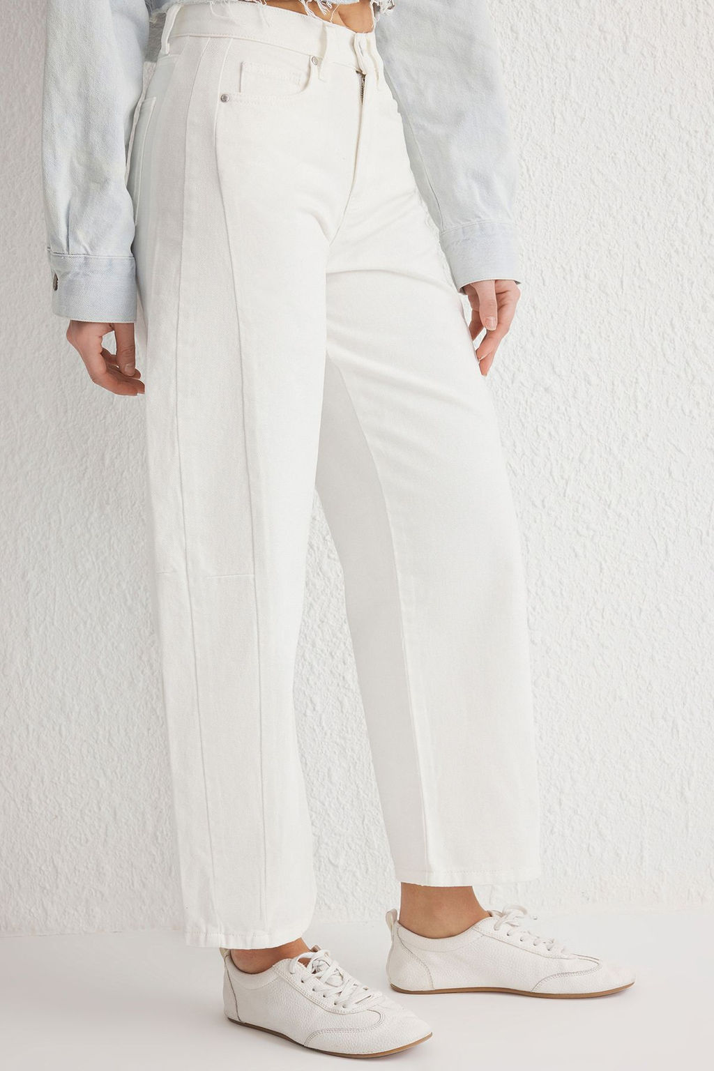 Beyaz Dikis Detayl? Yuksek Bel Baggy Jeans TWOSS25JE00165 - Trendyolmilla фото 3