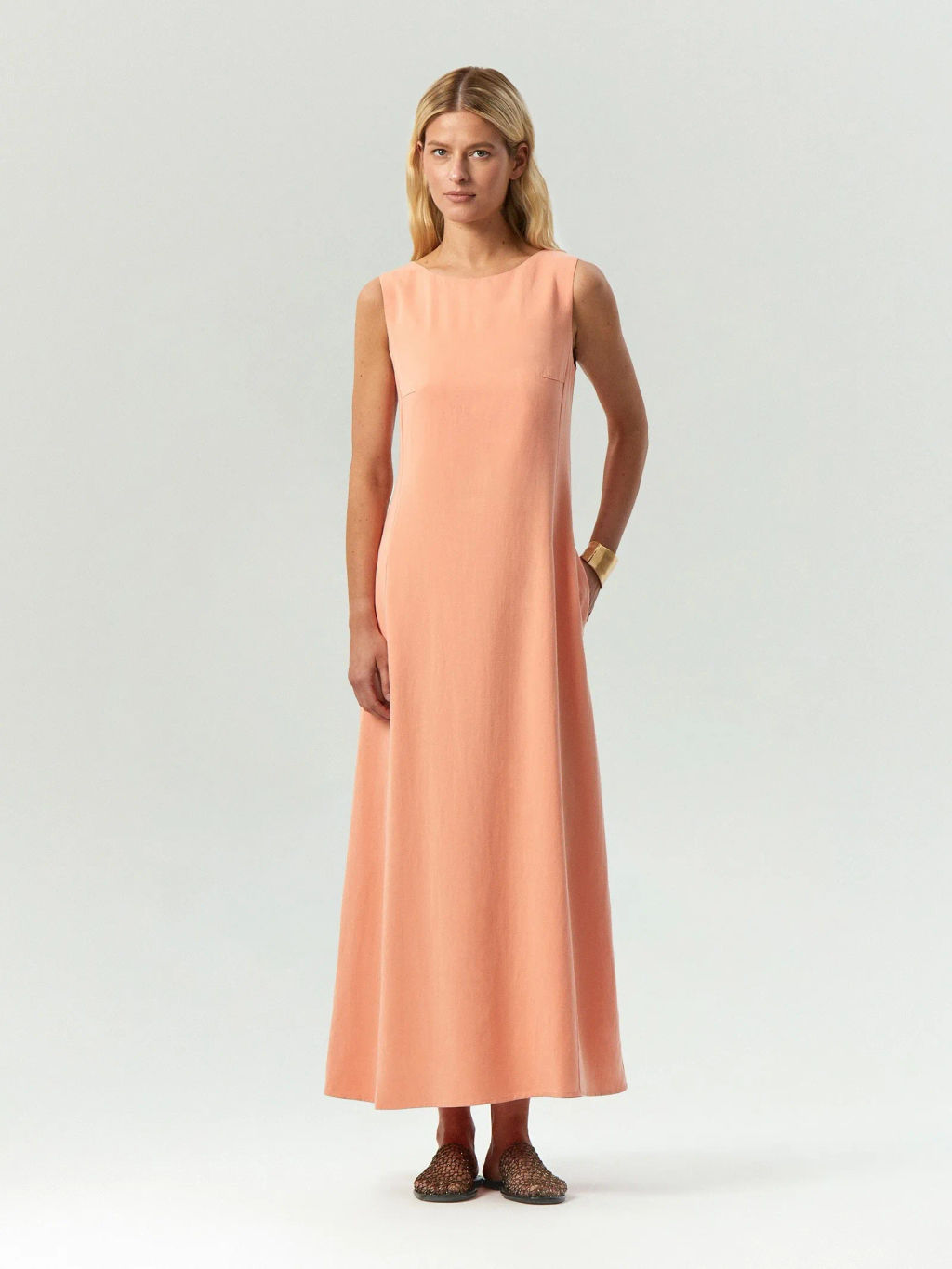 EMKA / Платье макси со шнуровкой на спине с добавлением льна