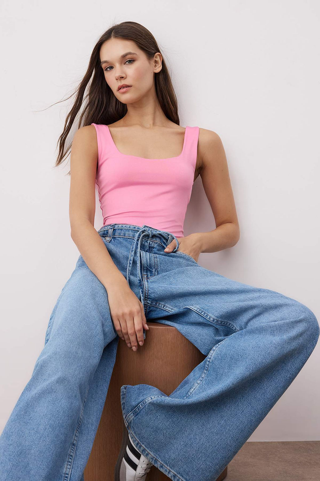 Pembe Fitted/Vucuda Oturan S?rt? Detayl? Kare Yaka C?tc?tl? Esnek Orme Body TWOSS24BD00026