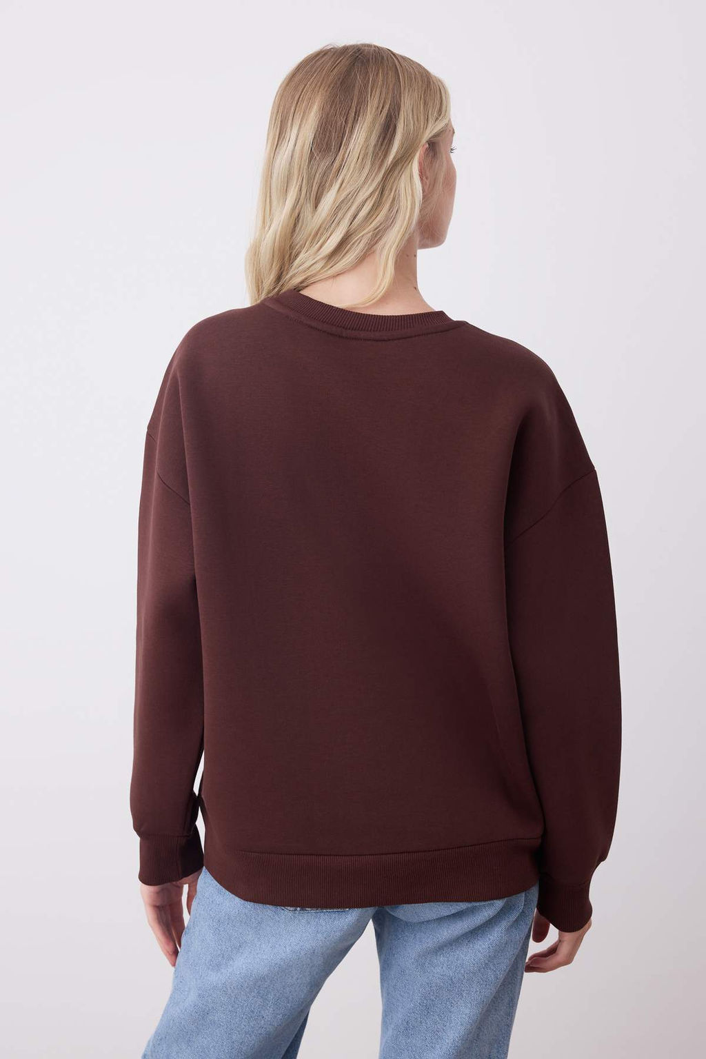 Kahverengi Nak?sl? Oversize/Genis Kal?p Kal?n Ici Polarl? Orme Sweatshirt TWOAW26SW00100 - Trendyolmilla фото 4