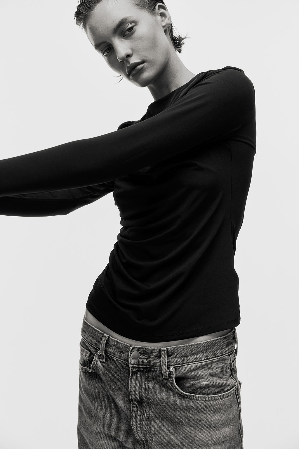 Top drapeado de punto - H&m фото 4