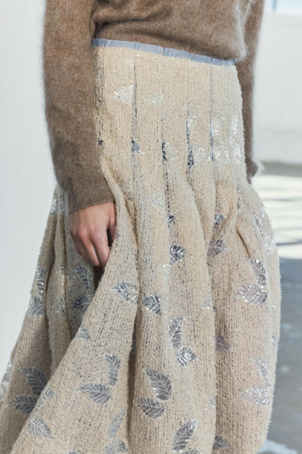 V-NECK WOOL AND CASHMERE SWEATER - Zara фото 5