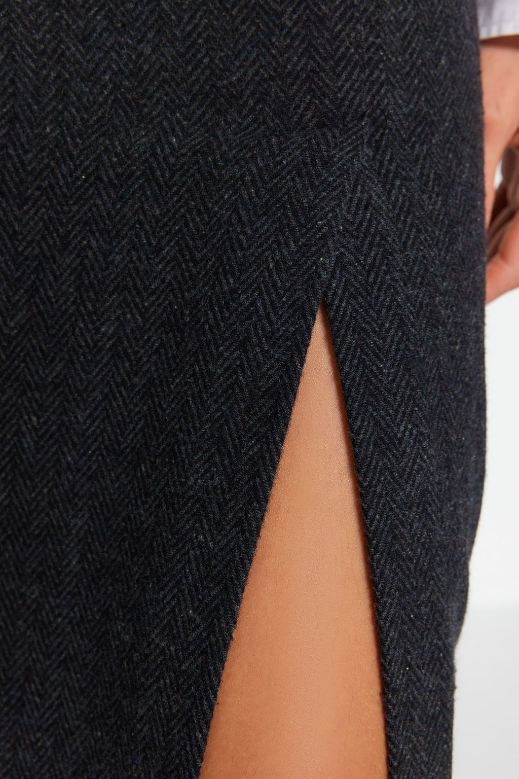 Siyah Kase Kumas Y?rtmac Detayl? Midi Dokuma Etek TWOAW24ET00231 - Trendyolmilla фото 6