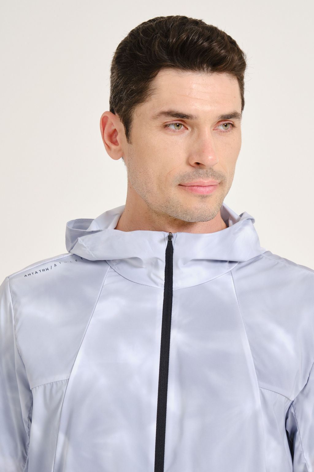 Ветровка Серый