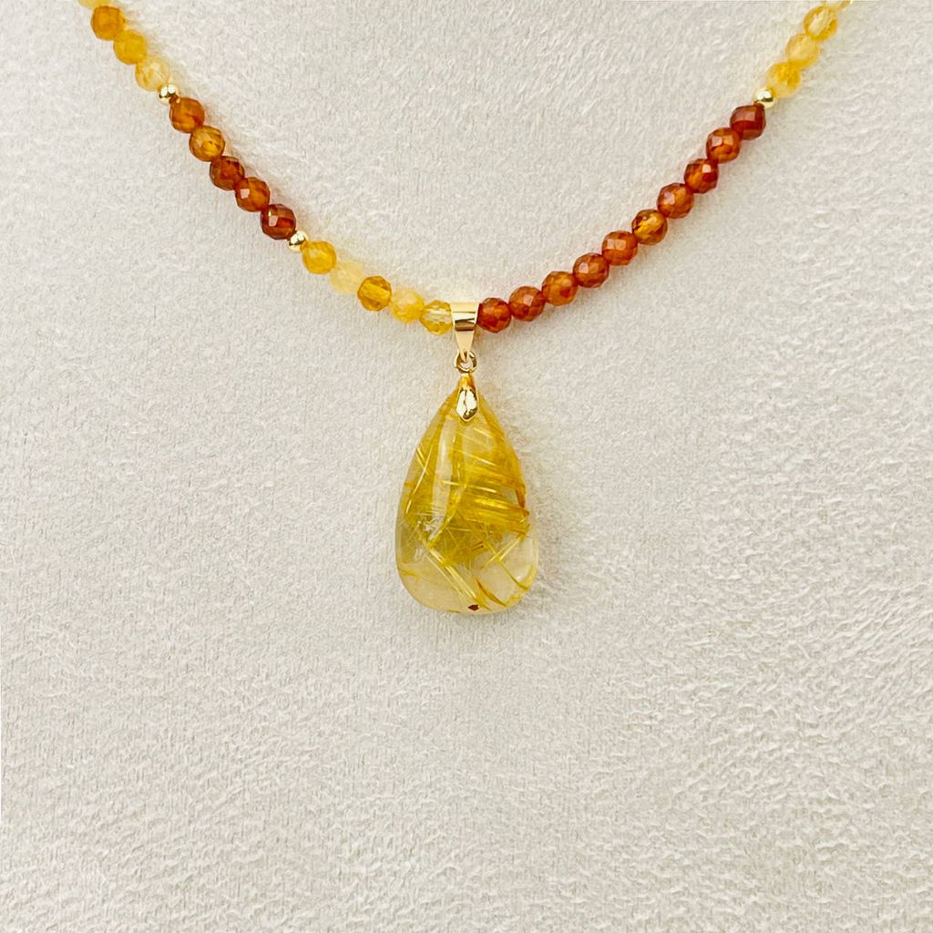 Колье из Цитрина и Граната "Спессартин" с кулоном из Рутилового кварца