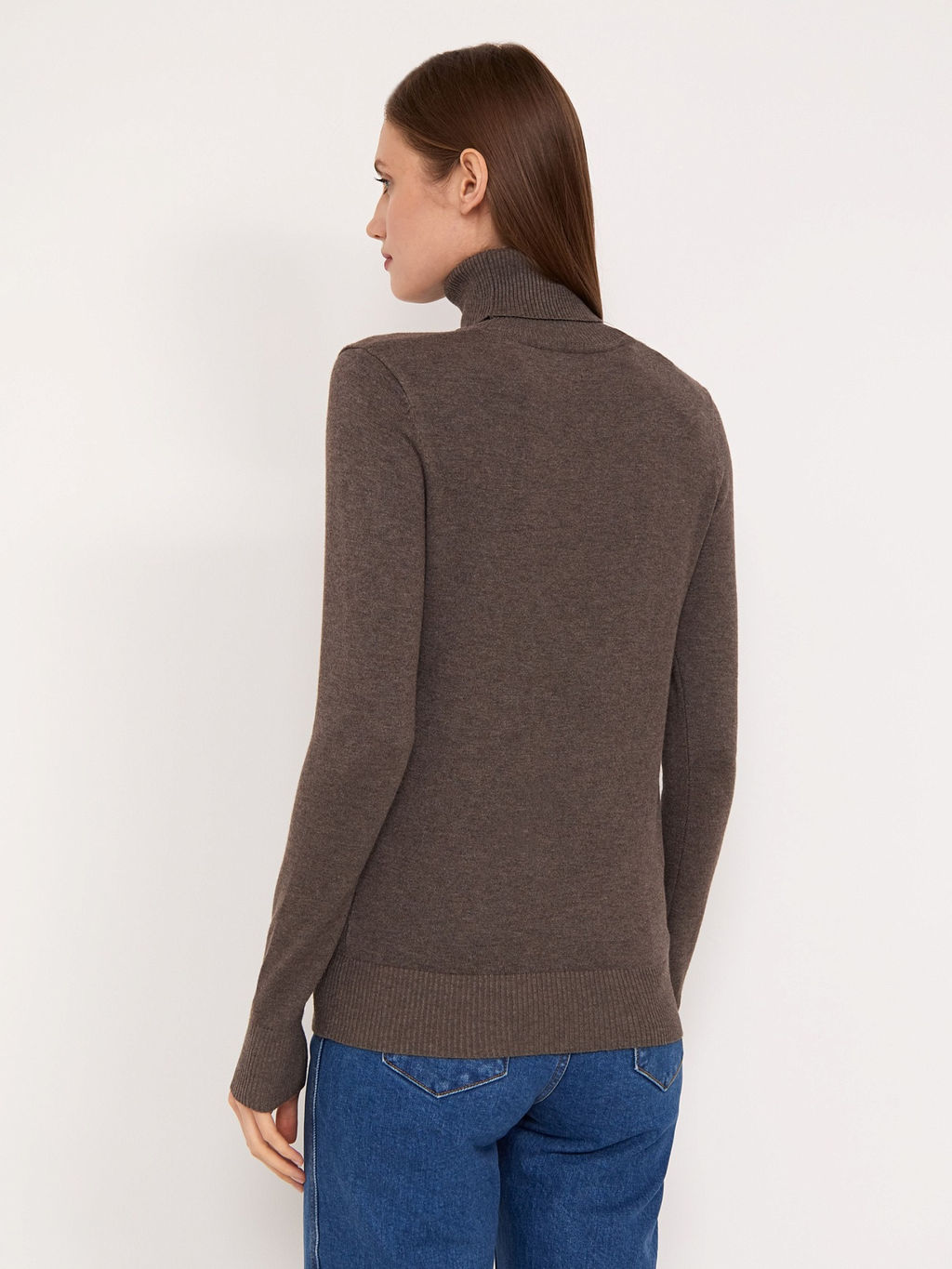 Водолазка из трикотажа B2583/golden - Emka фото 5