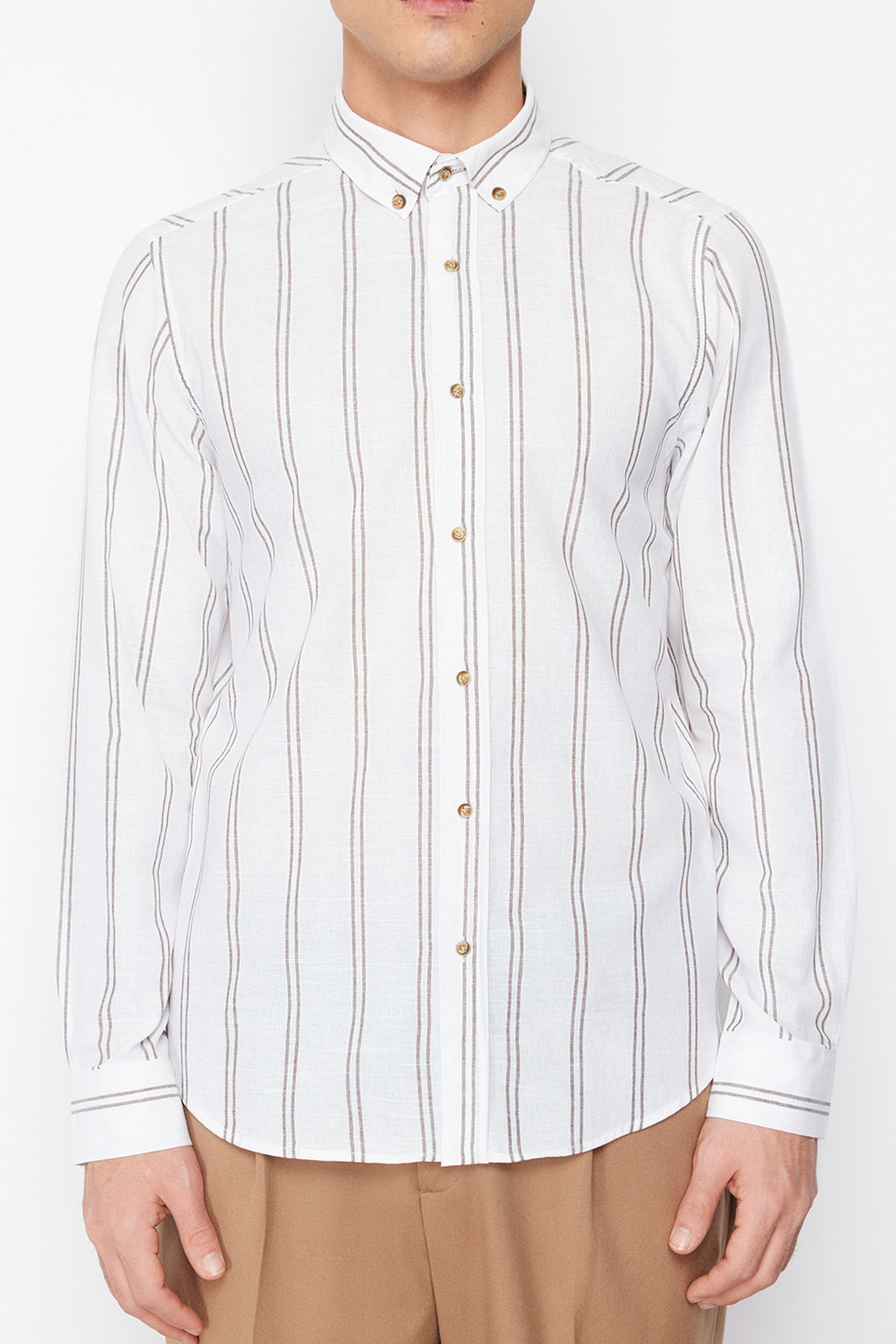 TRENDYOL MAN Beyaz Slim Fit Dugmeli Yaka Ince Cizgili Gomlek TMNSS20GO0092 - Trendyolmilla фото 21