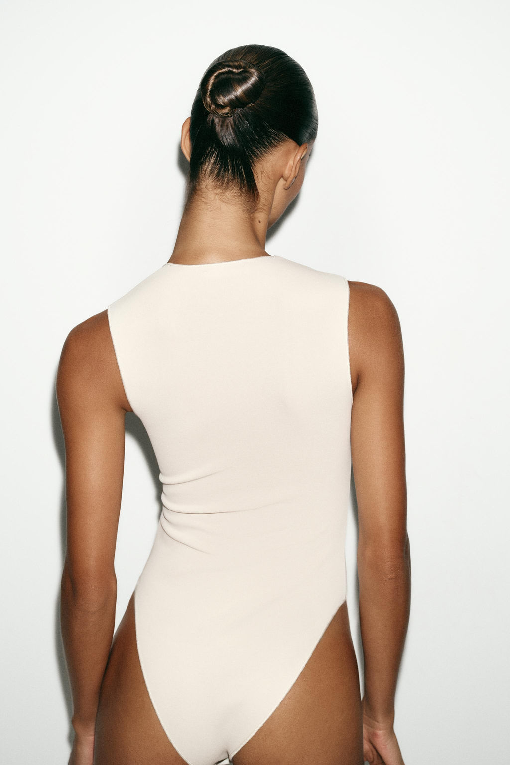 BODY ESCOTE CUADRADO STRETCH / Crudo - Zara фото 4