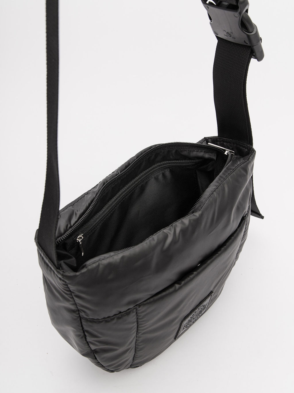 V67 502 01 Сумка женская