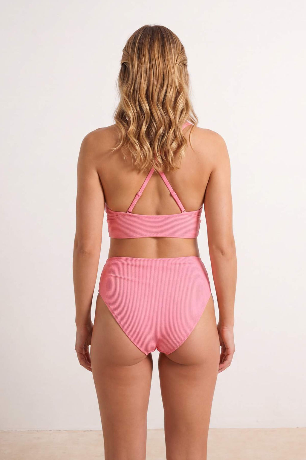 K?rm?z? Dokulu Normal Bel Regular Bikini Alt? TBESS26BA00014 - Trendyolmilla фото 3