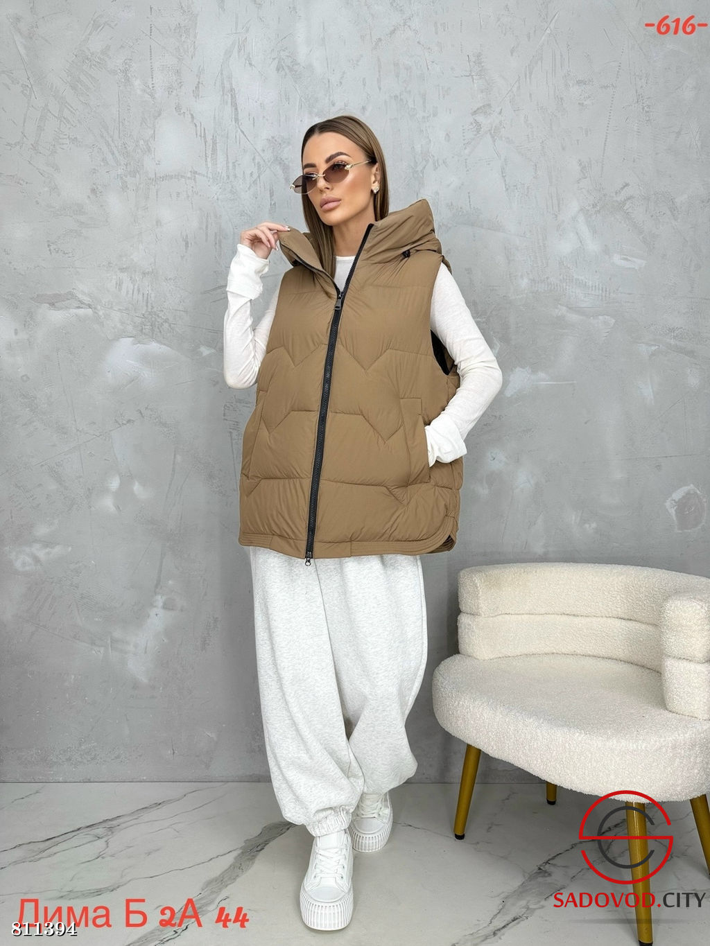 Жилет женский с капюшоном - Bruno фото 5