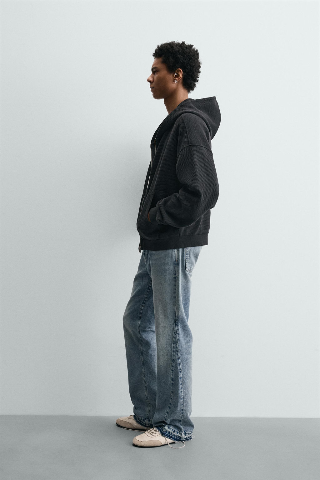 SUDADERA WAFFLE LAVADA CAPUCHA / Antracita oscuro - Zara фото 4