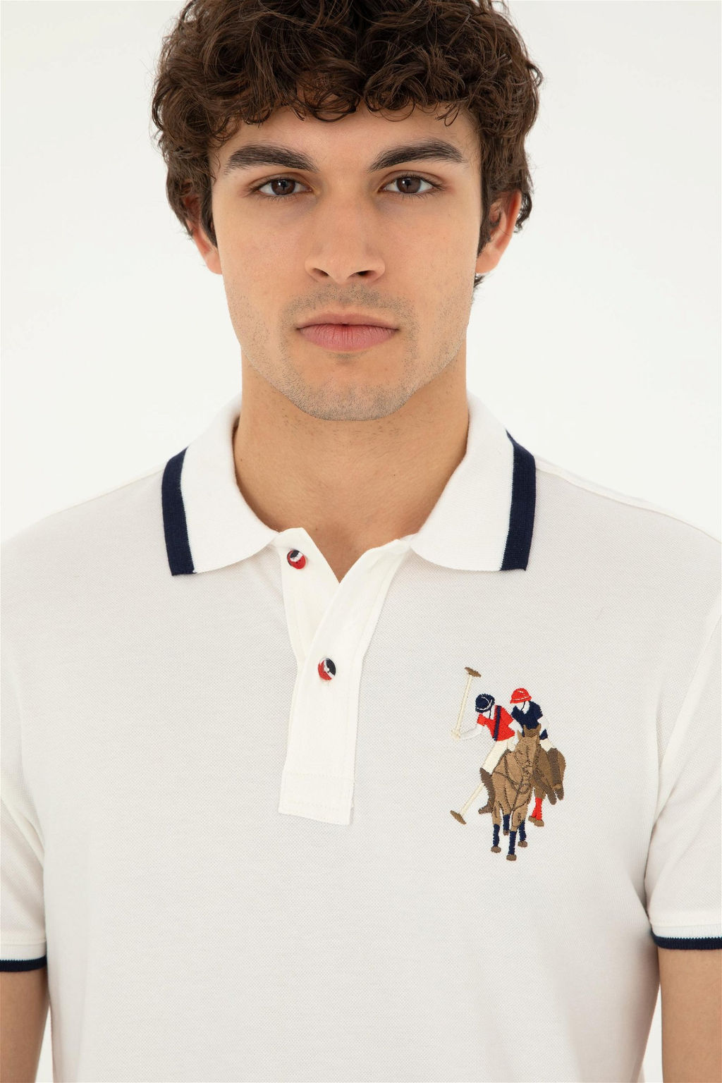 U. S. Polo Assn / Мужская базовая футболка цвета экрю - U.s. polo assn фото 2