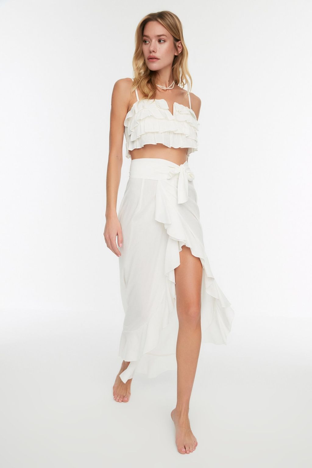 TRENDYOLMILLA Ekru Maxi Dokuma Volanl? Plaj Etegi TBESS19WV0004  фото 6