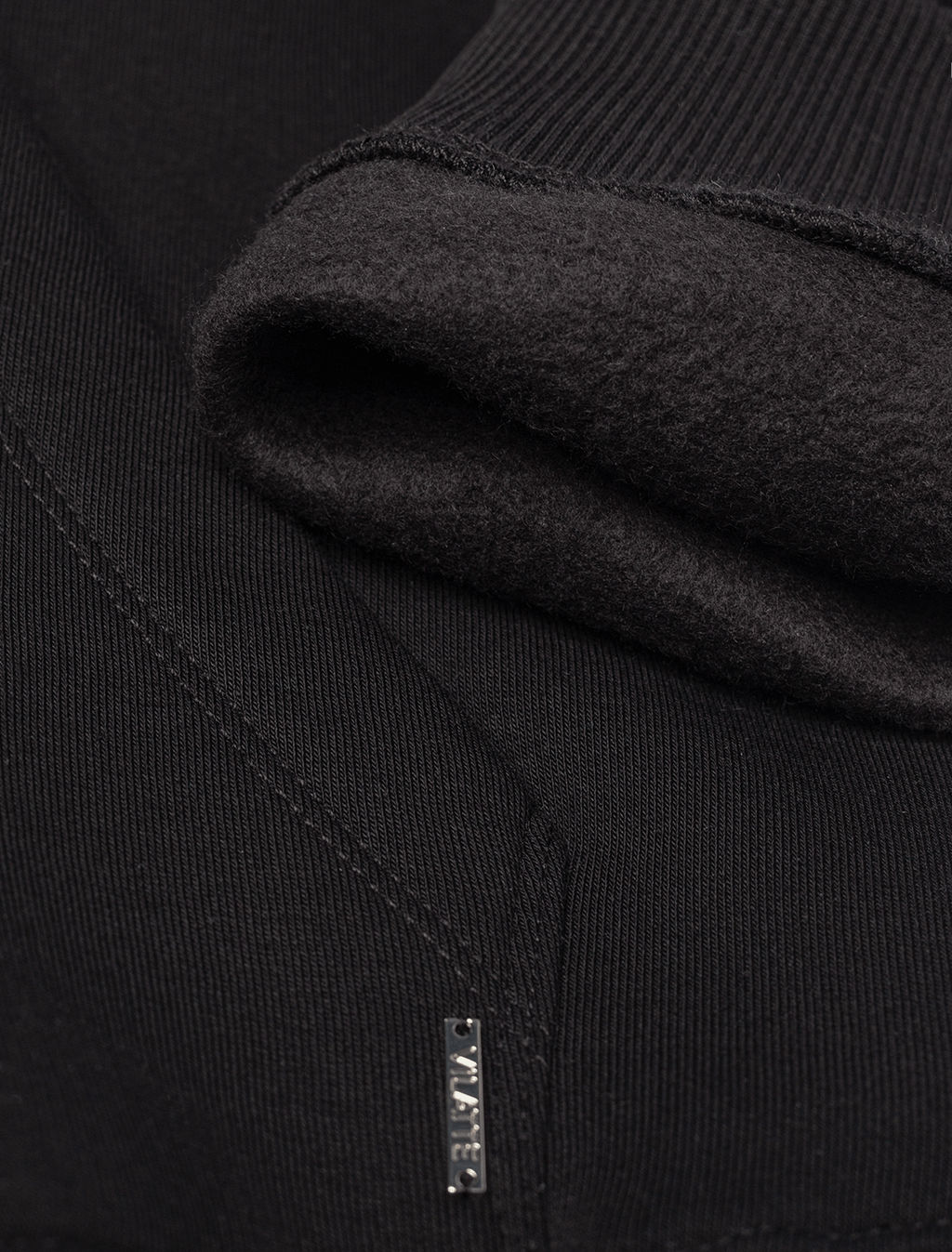 D49.062 Джемпер женский черный - Vilatte фото 6